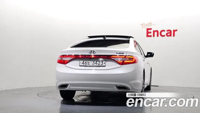 Hyundai Grandeur 2014 thumb 4