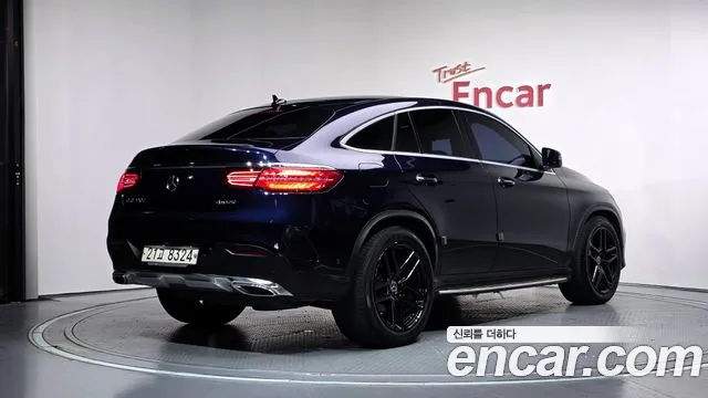 Mercedes-Benz GLE 2017 thumb 2