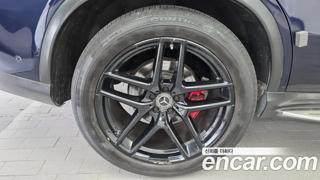 Mercedes-Benz GLE 2017 thumb 5
