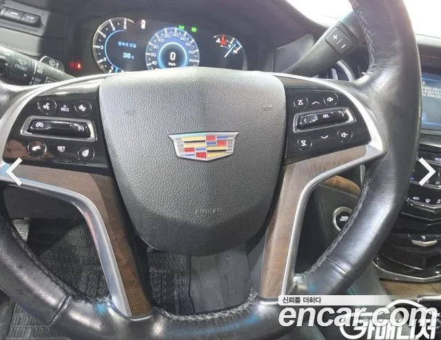 Cadillac Escalade 2017 thumb 7