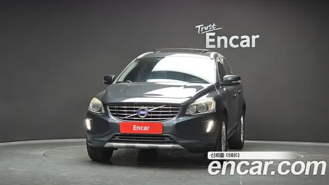 Volvo XC60 2015 thumb 3