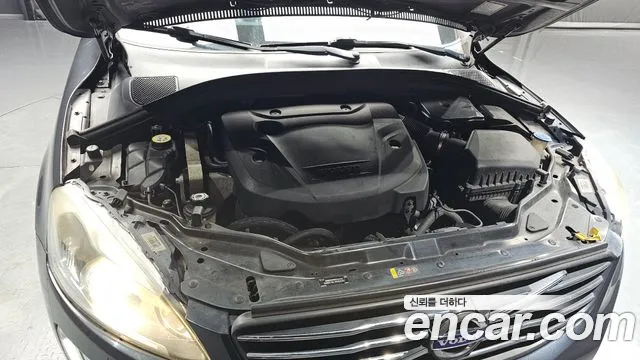 Volvo XC60 2015 thumb 6