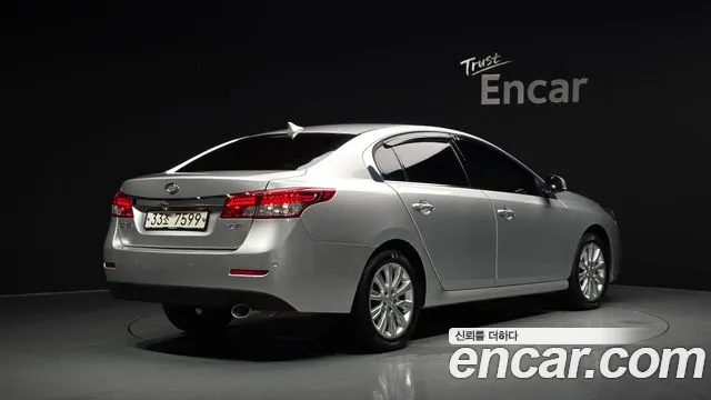 Renault-KoreaSamsung SM5 2014 thumb 2