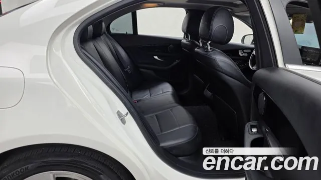 Mercedes-Benz C-Класс 2018 thumb 12