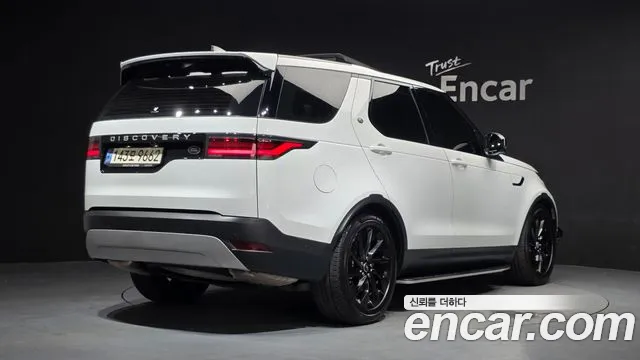 Land Rover Discovery 2021 thumb 2
