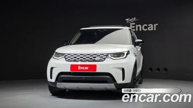 Land Rover Discovery 2021 thumb 3