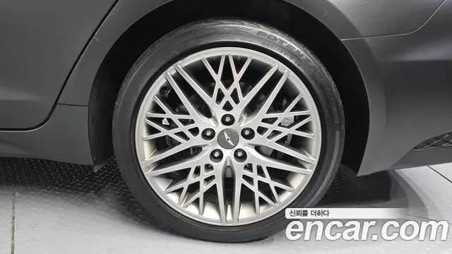 Genesis G70 2023 thumb 5