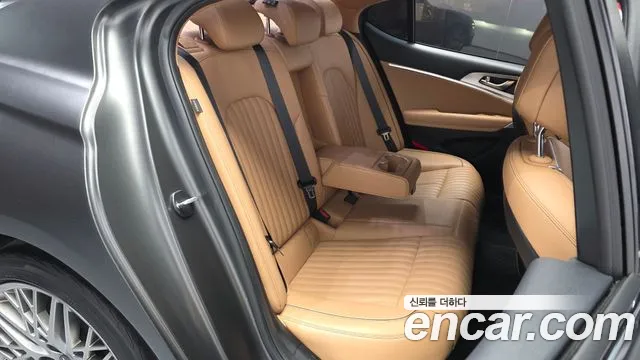 Genesis G70 2023 thumb 11