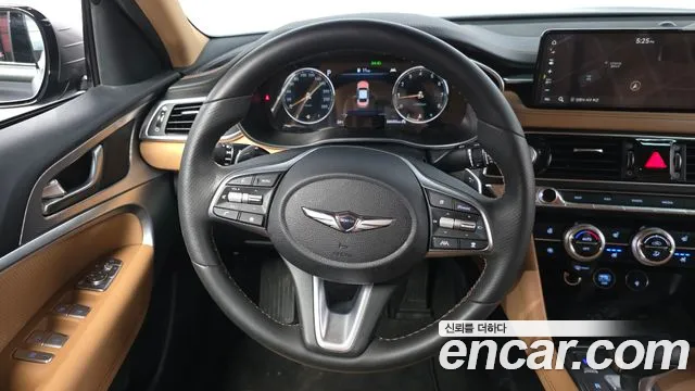 Genesis G70 2023 thumb 12