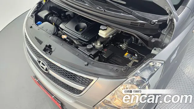 Hyundai Starex 2011 thumb 6