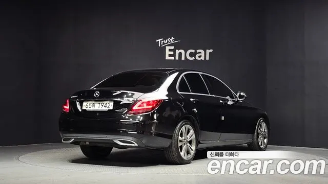 Mercedes-Benz C-Класс 2018 thumb 2