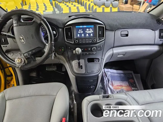 Hyundai Starex 2020 thumb 7