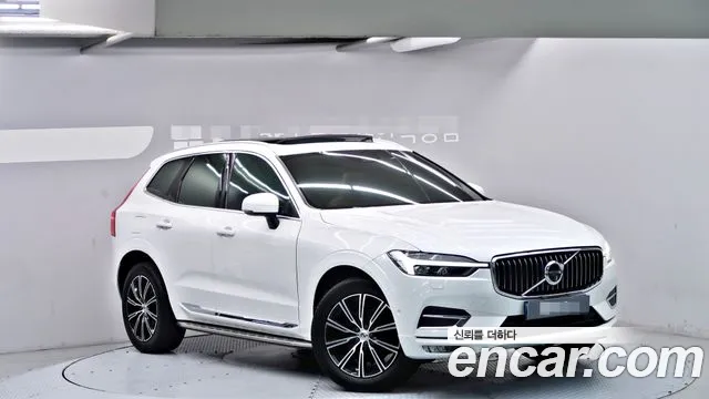 Volvo XC60 2021 thumb 3