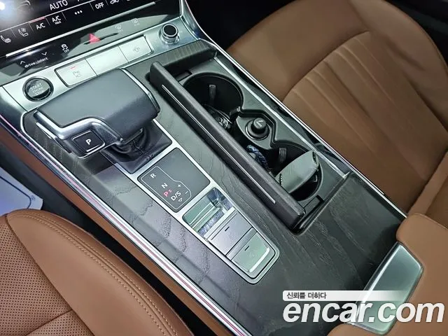 Audi A6 2021 thumb 8