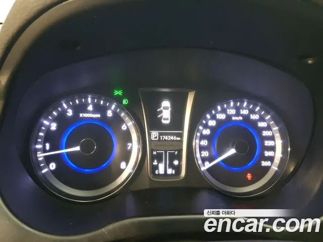 Hyundai Grandeur 2013 thumb 7