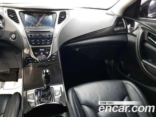 Hyundai Grandeur 2013 thumb 10