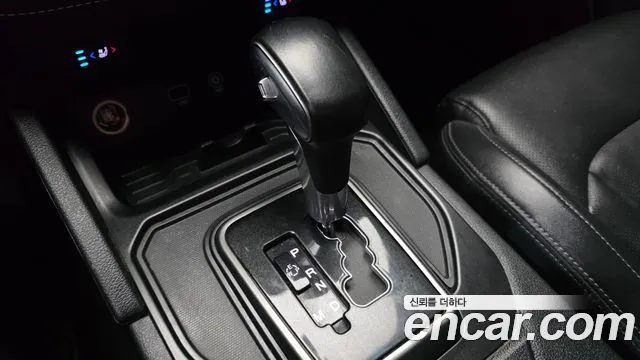 KG_Mobility_Ssangyong Rexton 2021 thumb 9