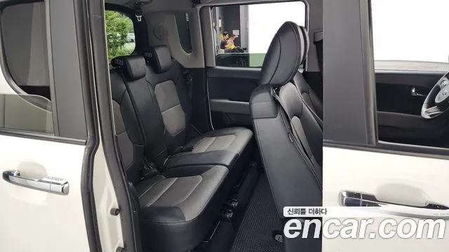 Kia Ray 2018 thumb 10