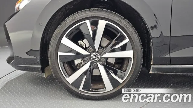 Volkswagen Golf Sportsvan 2026 thumb 5