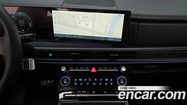 Hyundai Santa Fe 2026 thumb 12