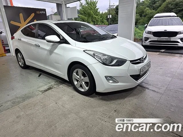 Hyundai Avante 2012 thumb 2