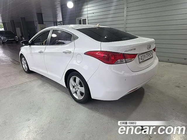 Hyundai Avante 2012 thumb 5