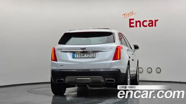 Cadillac XT5 2018 thumb 4