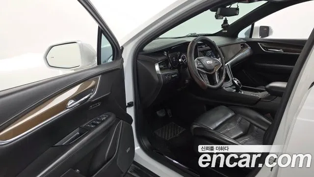 Cadillac XT5 2018 thumb 10