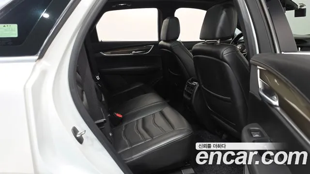 Cadillac XT5 2018 thumb 12