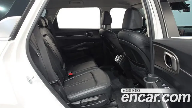 Kia Sorento 2023 thumb 11