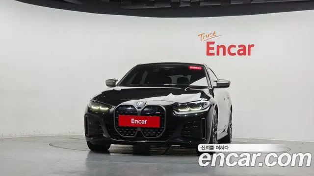 BMW i4 2023 thumb 2