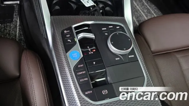 BMW i4 2023 thumb 8