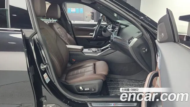 BMW i4 2023 thumb 10