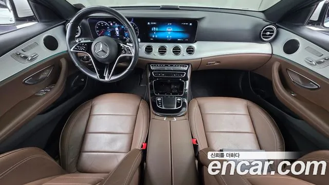 Mercedes-Benz E-Класс 2021 thumb 7