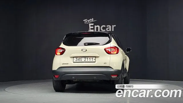 Renault-KoreaSamsung Captur 2014 thumb 4