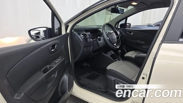 Renault-KoreaSamsung Captur 2014 thumb 10
