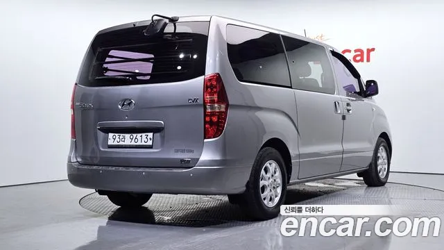 Hyundai Starex 2013 thumb 2