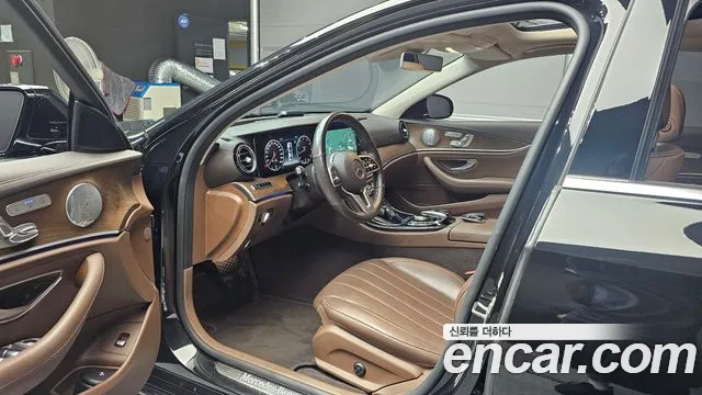 Mercedes-Benz E-Класс 2019 thumb 10