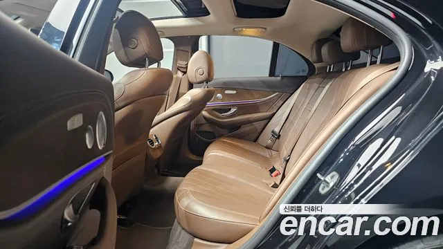 Mercedes-Benz E-Класс 2019 thumb 12