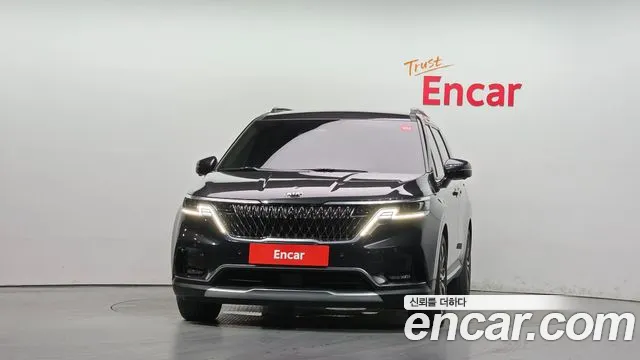 Kia Carnival 2021 thumb 3