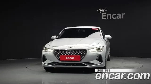 Genesis G70 2019 thumb 2