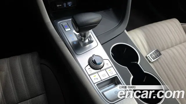 Genesis G70 2019 thumb 8