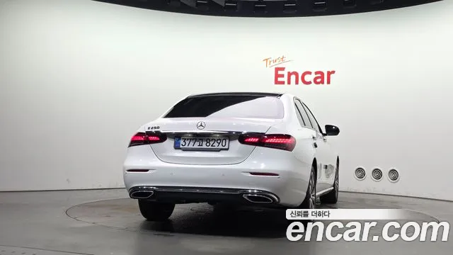 Mercedes-Benz E-Класс 2020 thumb 4