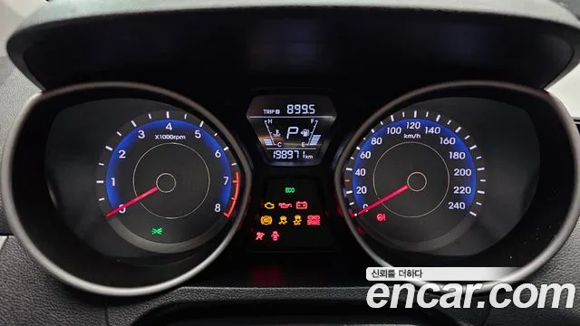 Hyundai Avante 2013 thumb 8