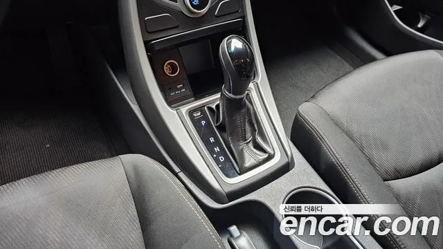 Hyundai Avante 2013 thumb 9