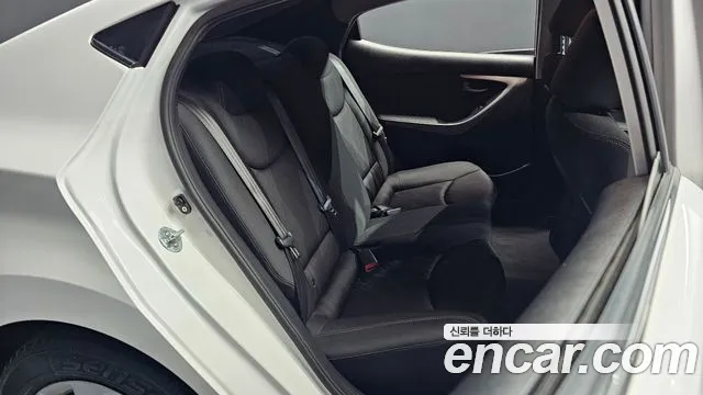 Hyundai Avante 2013 thumb 11