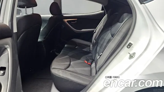 Hyundai Avante 2013 thumb 12