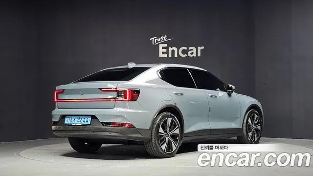 Polestar 2 2022 thumb 2