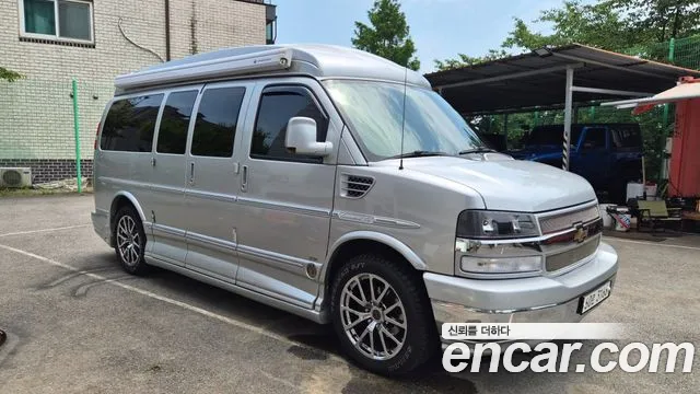Chevrolet Express Van 2011 thumb 12