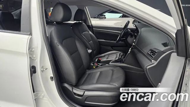 Hyundai Avante 2019 thumb 9